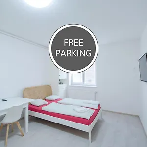 Trzaska With Free Parking Lubiana